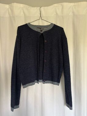 Elle Navy Cropped Button-Front Cardigan with Light Gray Trim